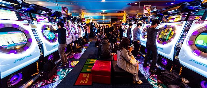 800px Maimai murasaki amusement