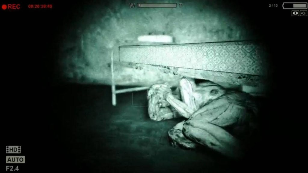 Outlast Bundle of Terror 6 scaled