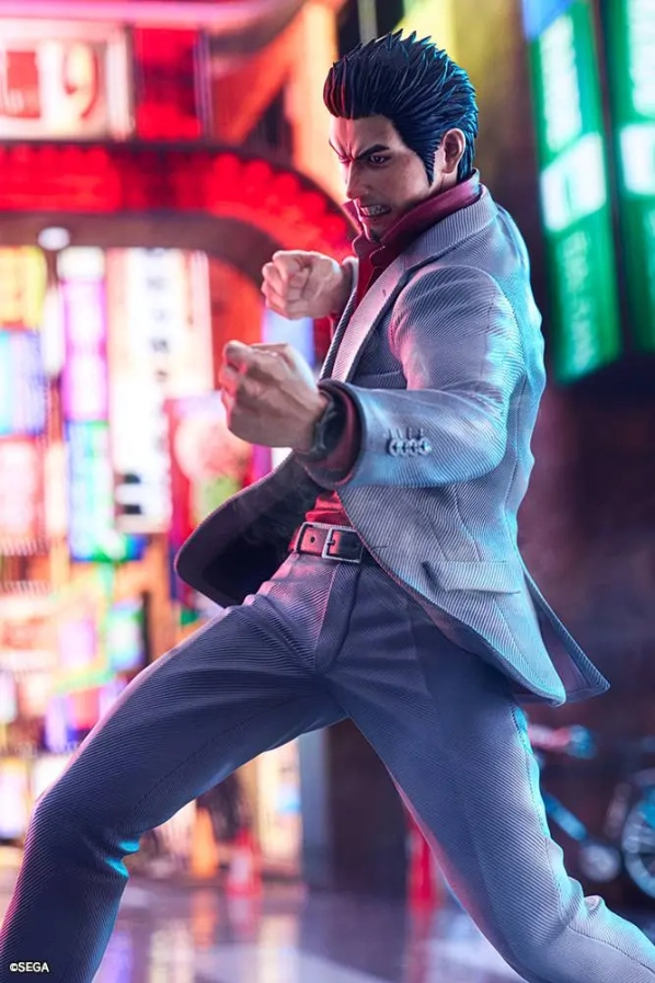 yakuza like a dragon kazuma kiryu 16 kotobukiya 4 scaled